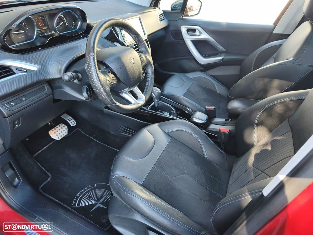 Peugeot 2008 1.2 PureTech Crossway EAT6 - 7