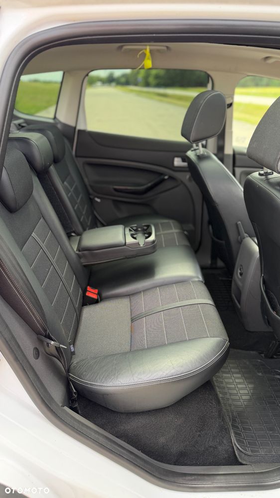 Ford Kuga 2.0 TDCi 4x4 Individual - 23
