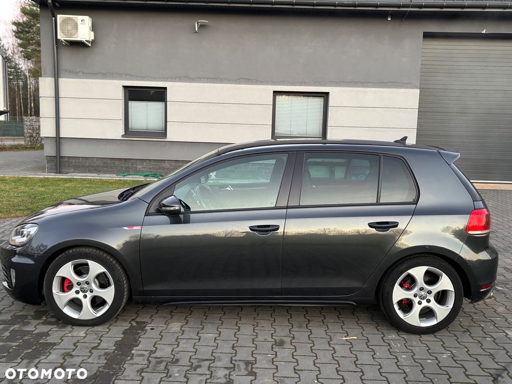 Volkswagen Golf 2.0 GTI - 28