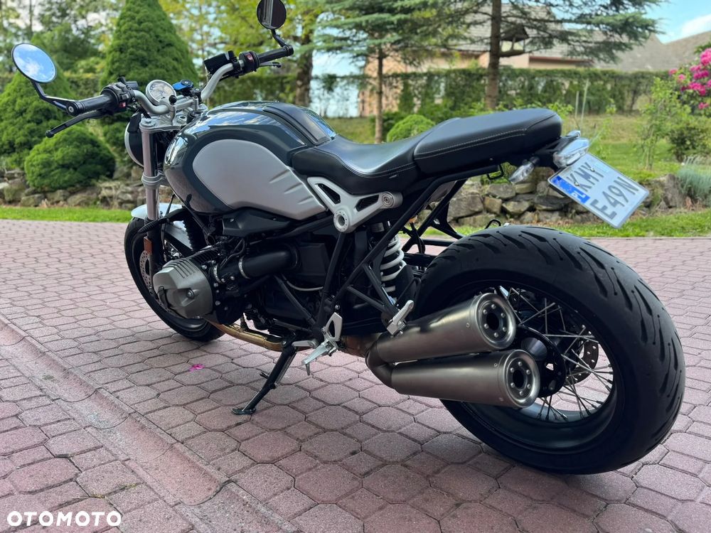 BMW R - 2
