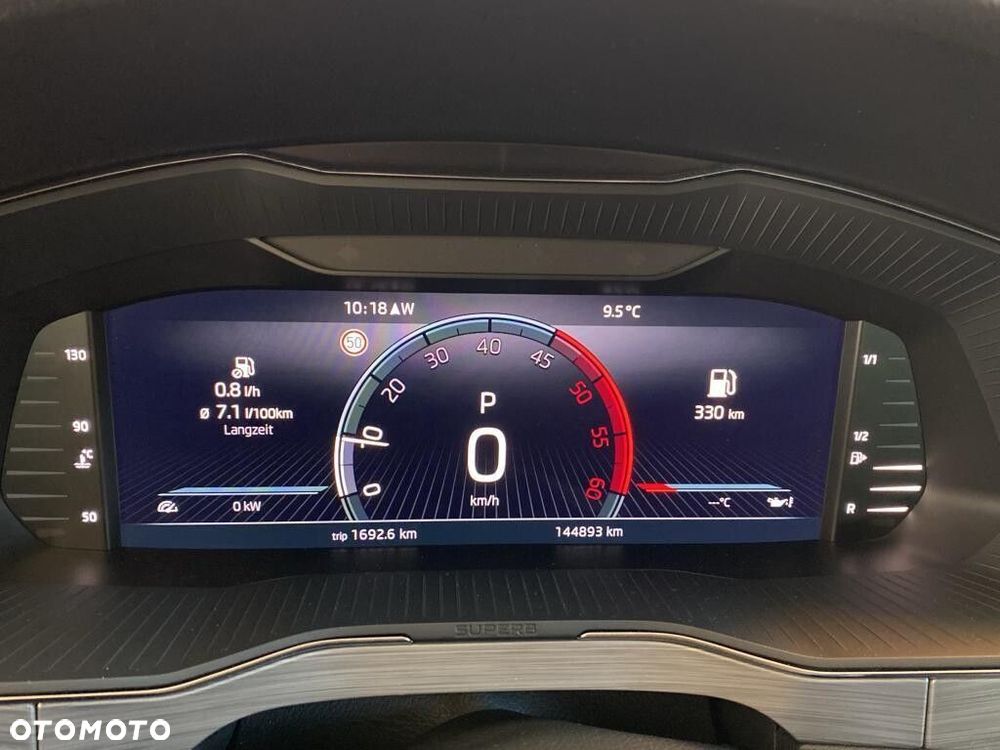Skoda Superb 2.0 TDI SCR Style DSG - 9