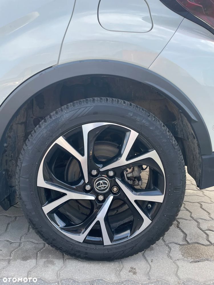 Toyota C-HR - 19