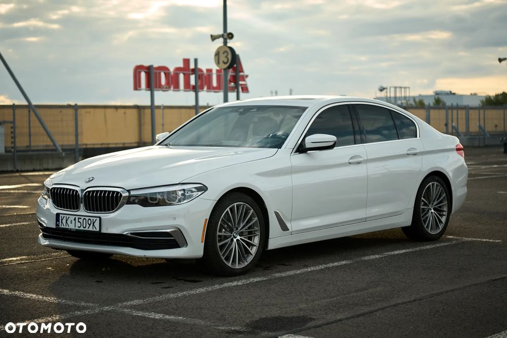BMW Seria 5 540i Luxury Line - 1