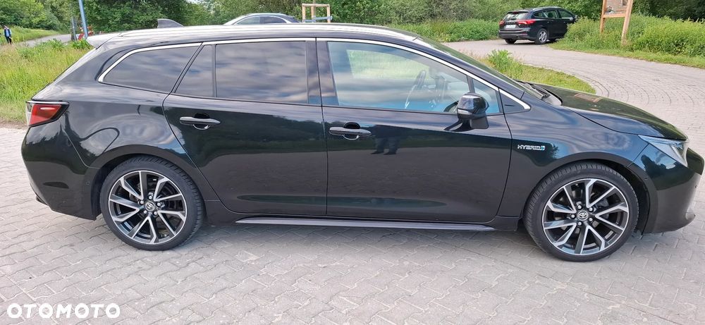 Toyota Corolla 2.0 Hybrid Executive - 6