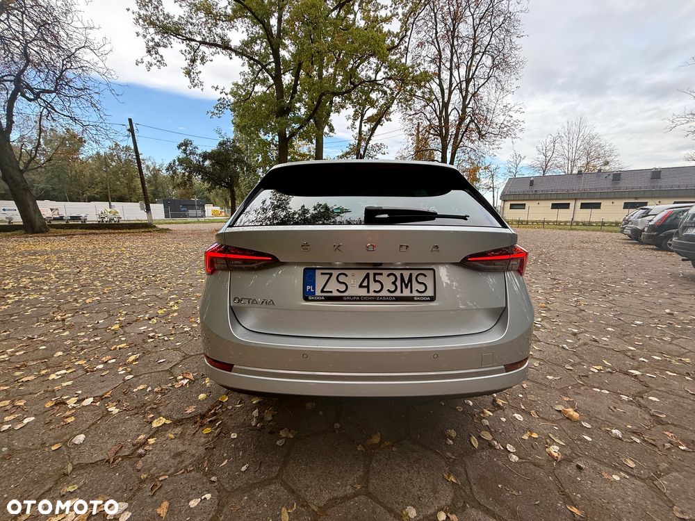 Skoda Octavia 2.0 TDI Style DSG - 9