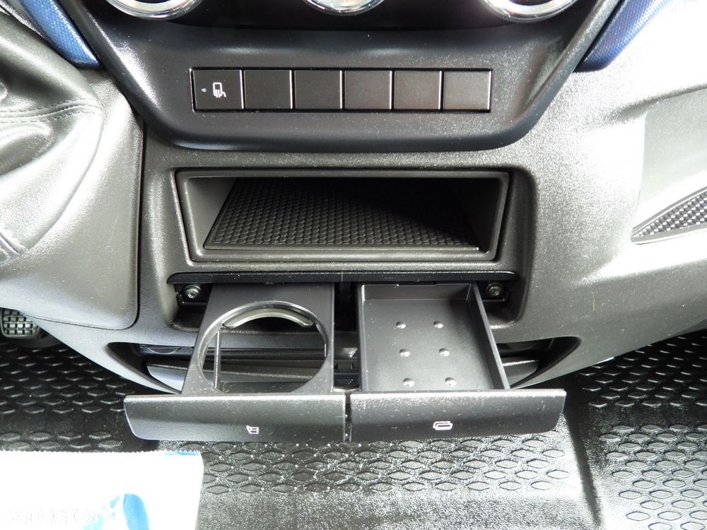 Iveco DAILY 35S18 PLANDEKA 8 PALET WEBASTO TEMPOMAT NAWIGACJA LEDY PNEUMATYKA KLIMATYZACJA  180KM - 36