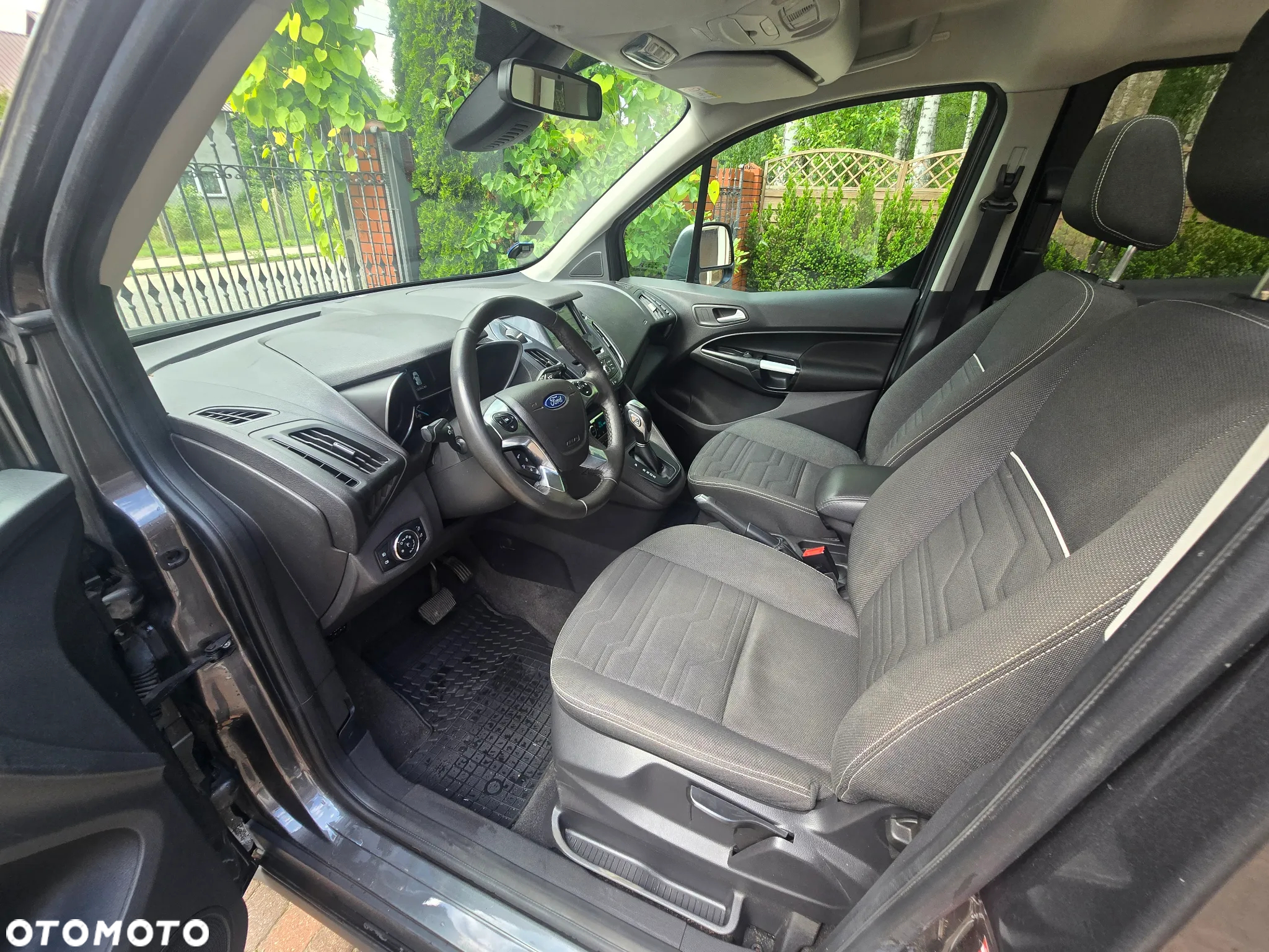 Ford Tourneo Connect Grand 1.5 TDCi Start/Stop Titanium - 6