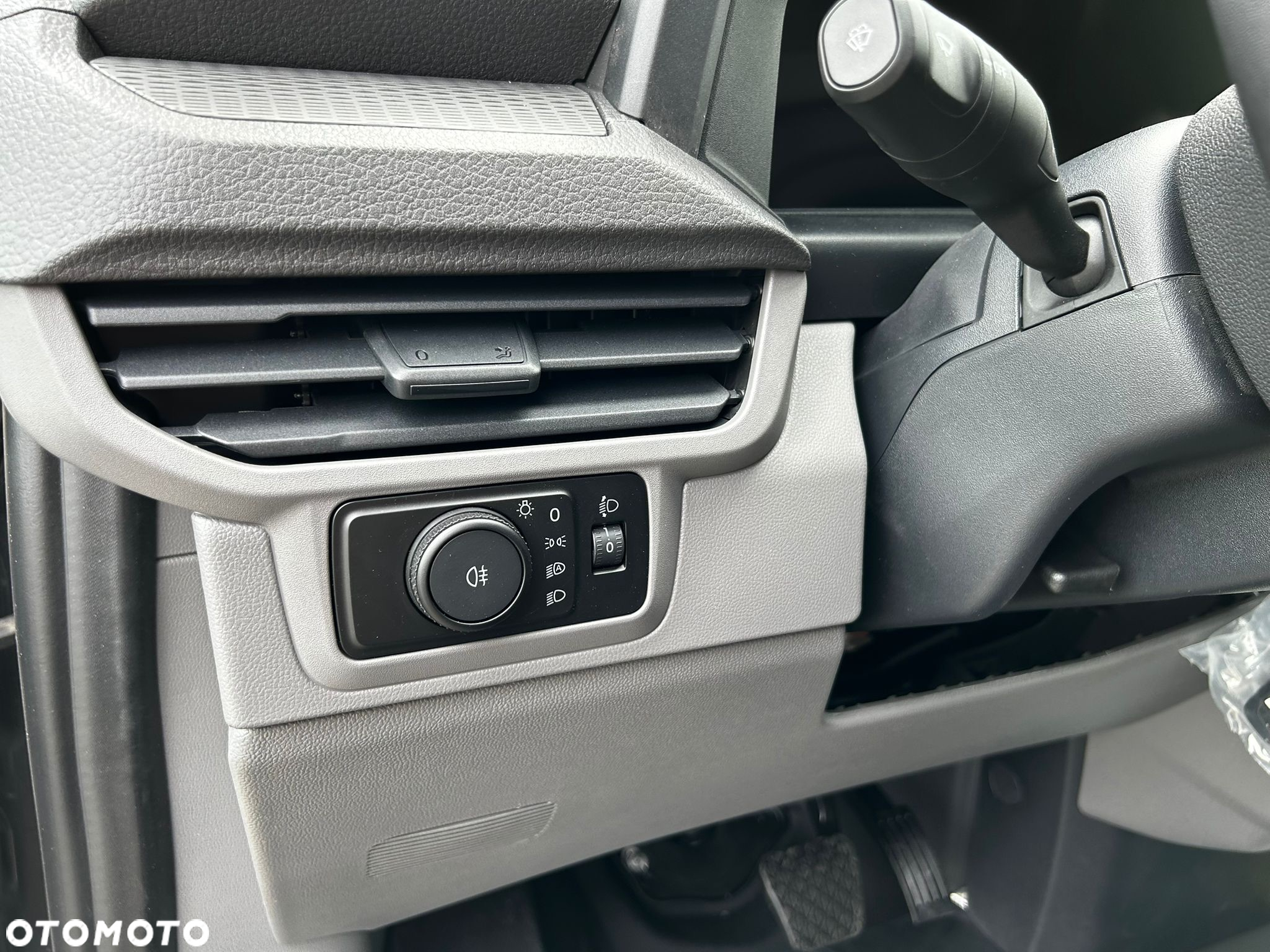 Volkswagen Transporter - 11