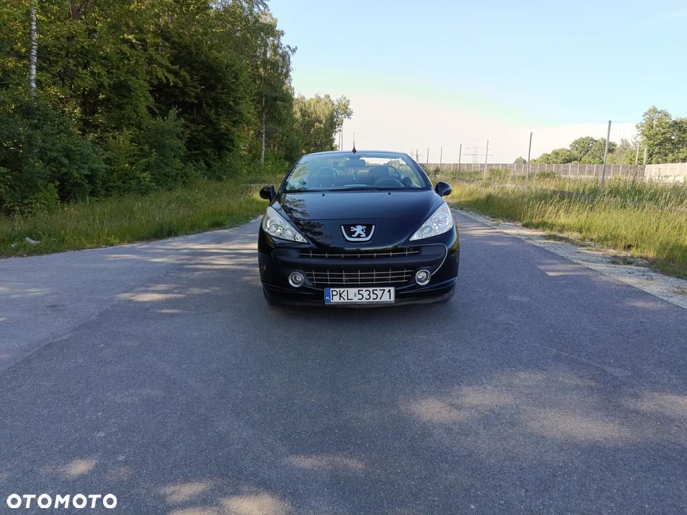 Peugeot 207 CC - 13