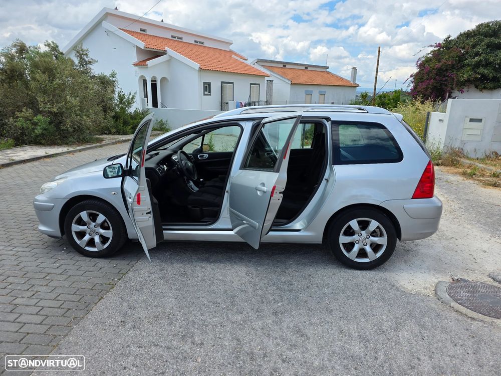 Peugeot 307 SW 1.6 HDi Executive - 11