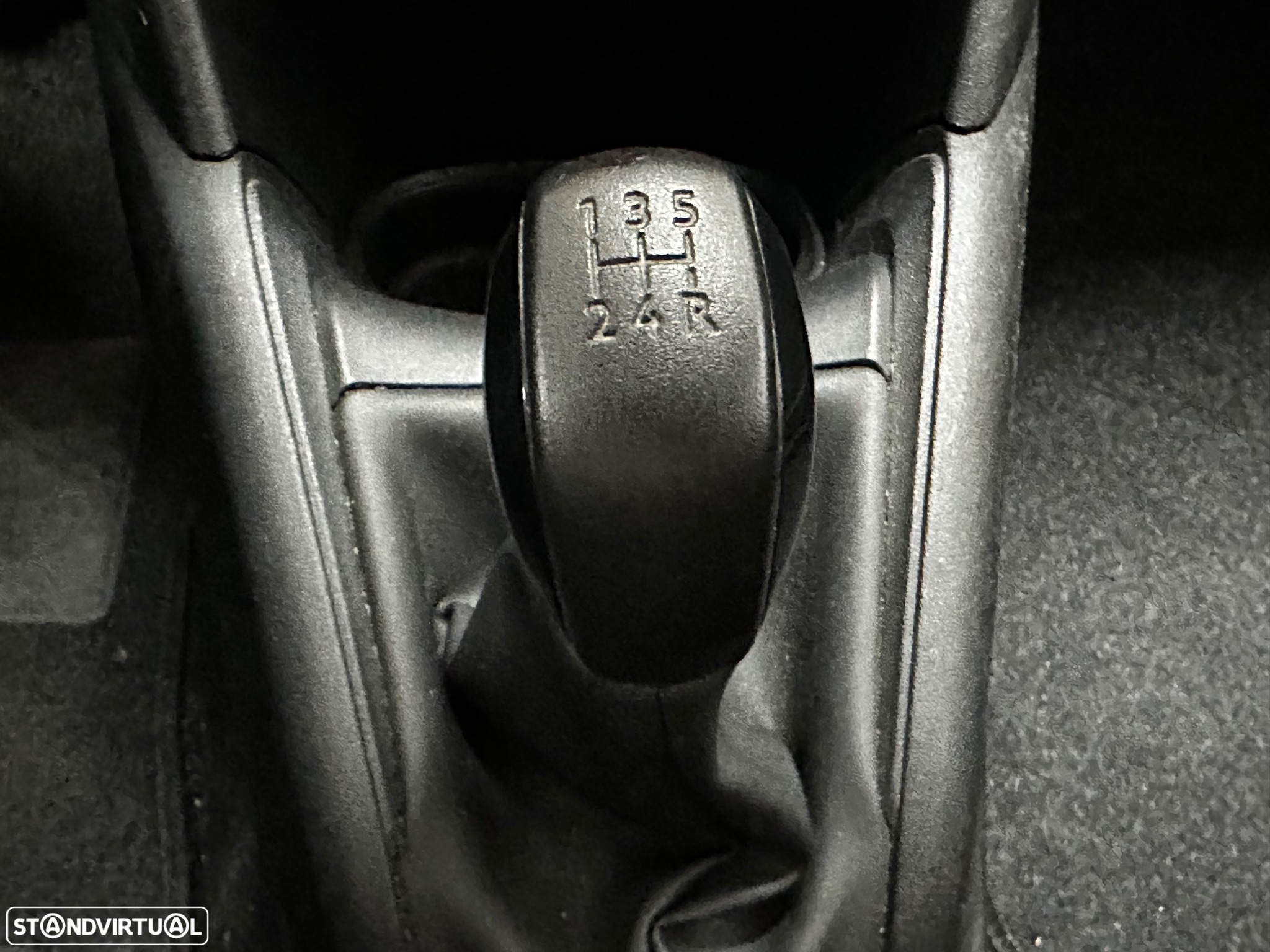 Peugeot 208 XA 1.6 Hdi - 11