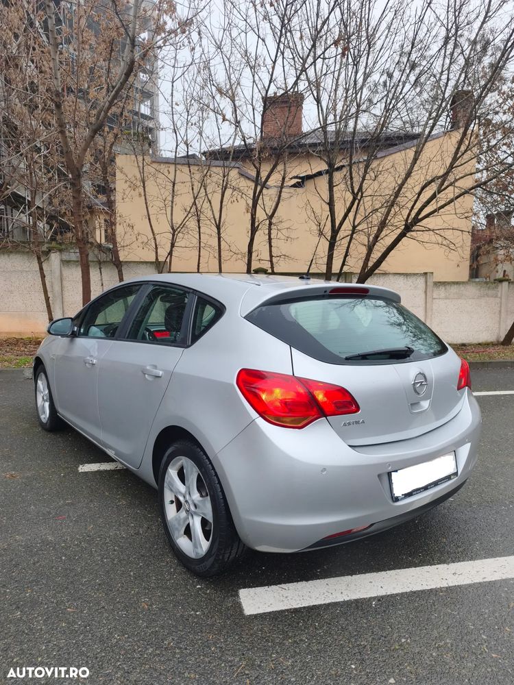 Opel Astra 1.6 Enjoy - 3
