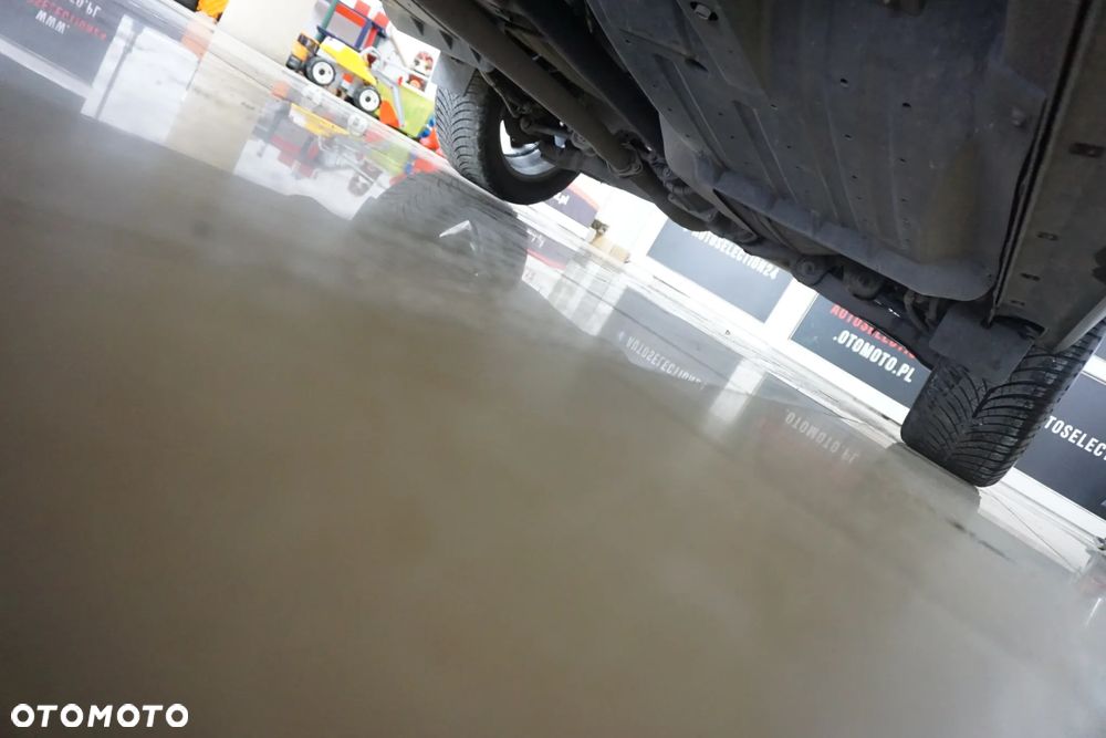 Hyundai ix35 2.0 CRDi 4WD Premium - 11