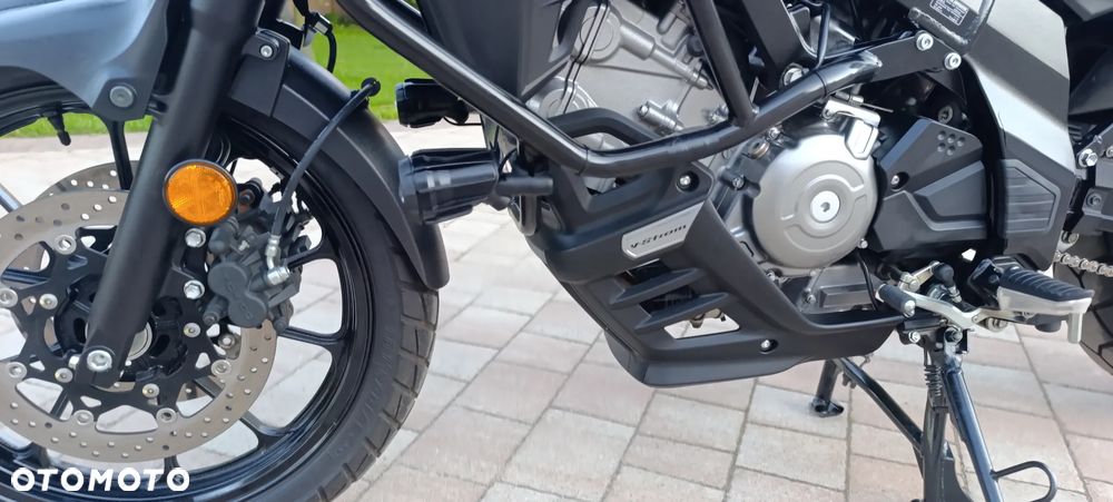 Suzuki V-STROM - 38