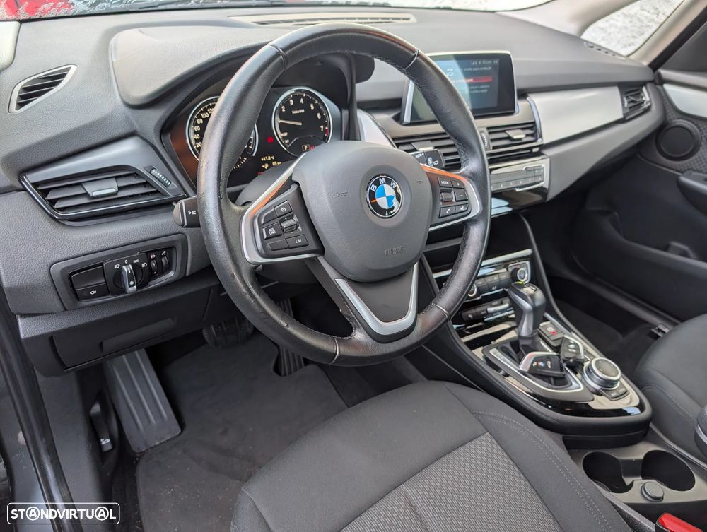 BMW 225xe Active Tourer - 13