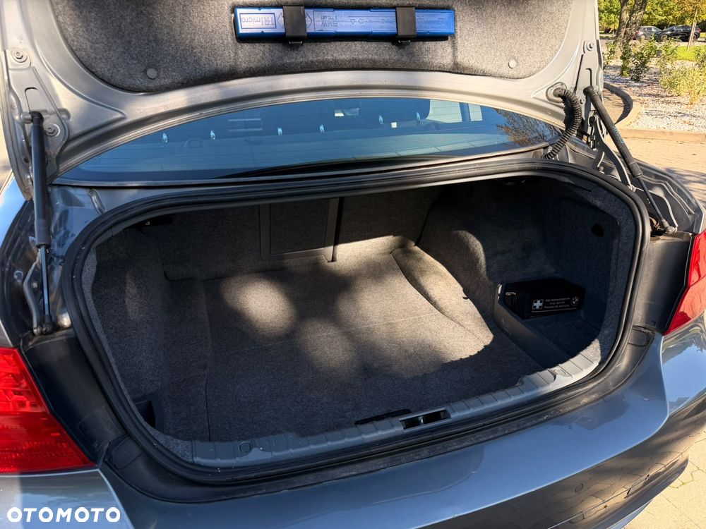 BMW Seria 3 - 21