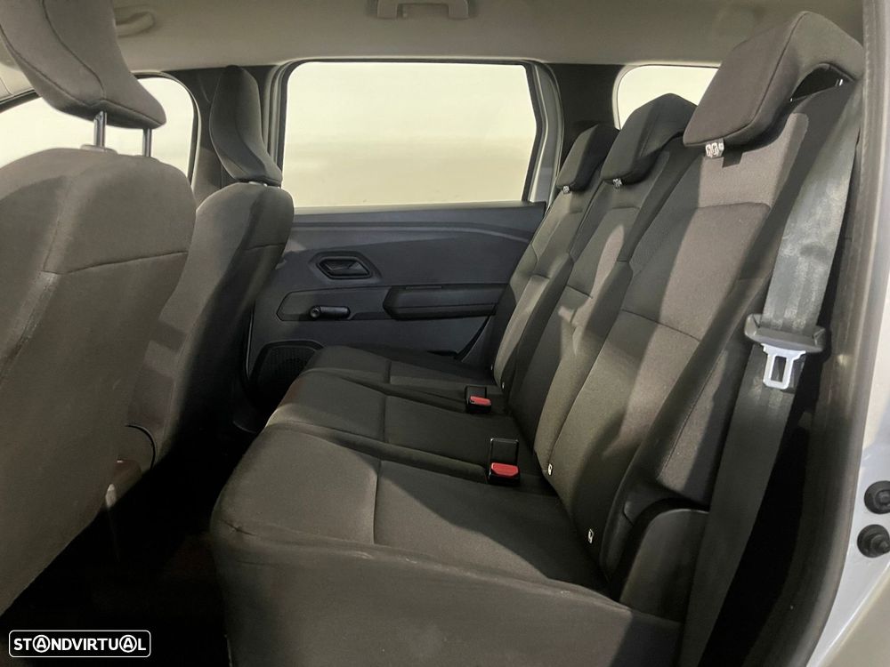 Dacia Jogger 1.0 TCe Essential 7L - 18