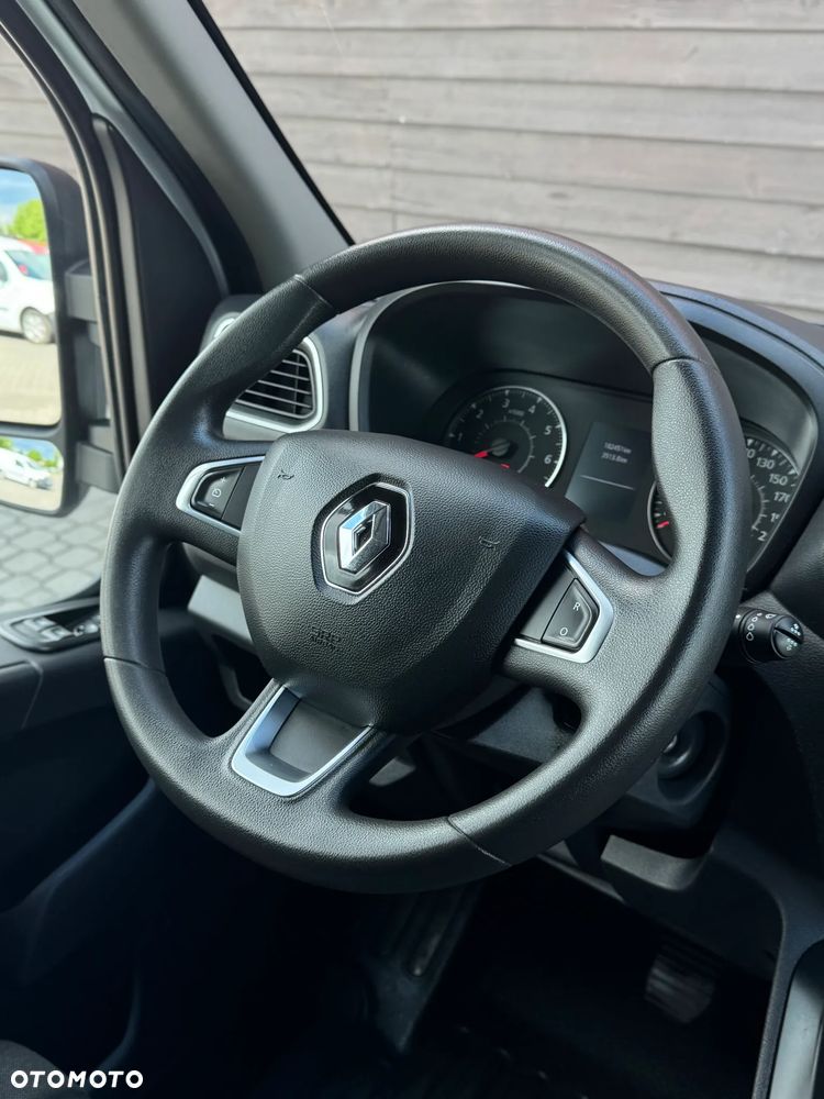 Renault Master - 25