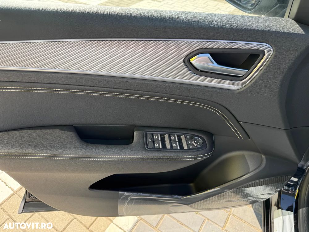 Renault Arkana E-TECH 145 Techno - 12