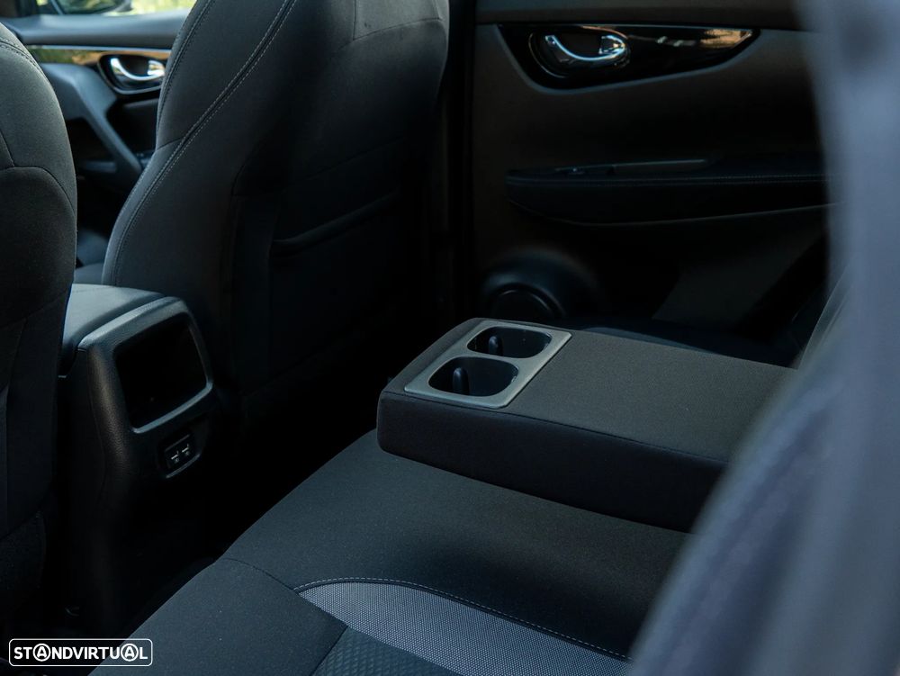 Nissan Qashqai 1.5 dCi DCT N-CONNECTA - 25