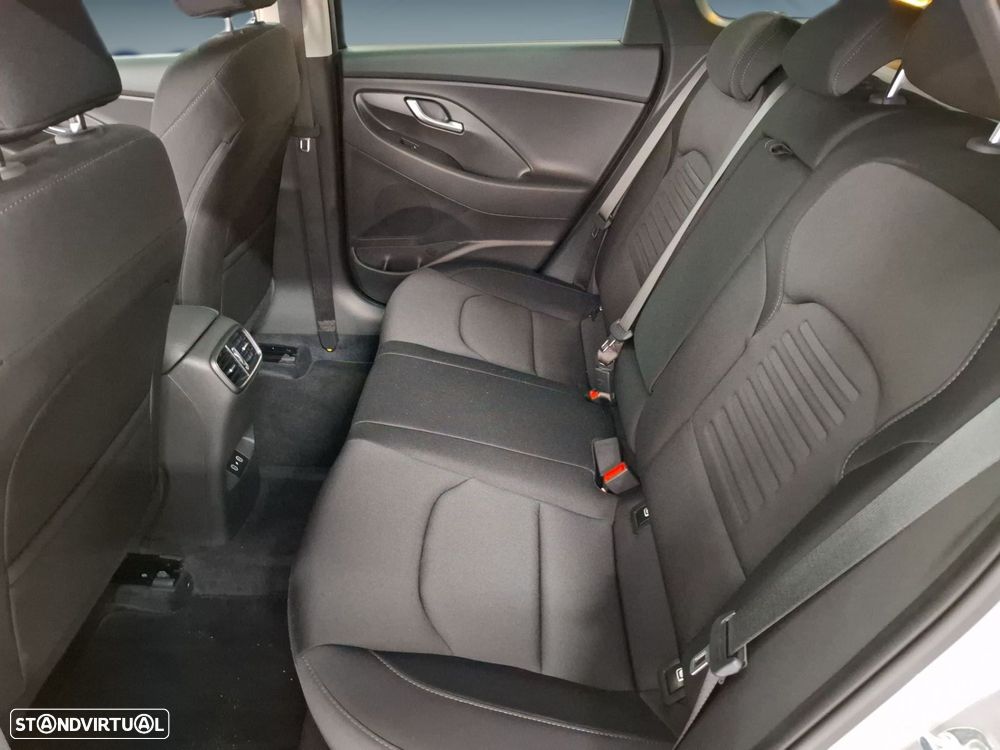 Hyundai i30 1.0 T-GDI Style Plus - 11