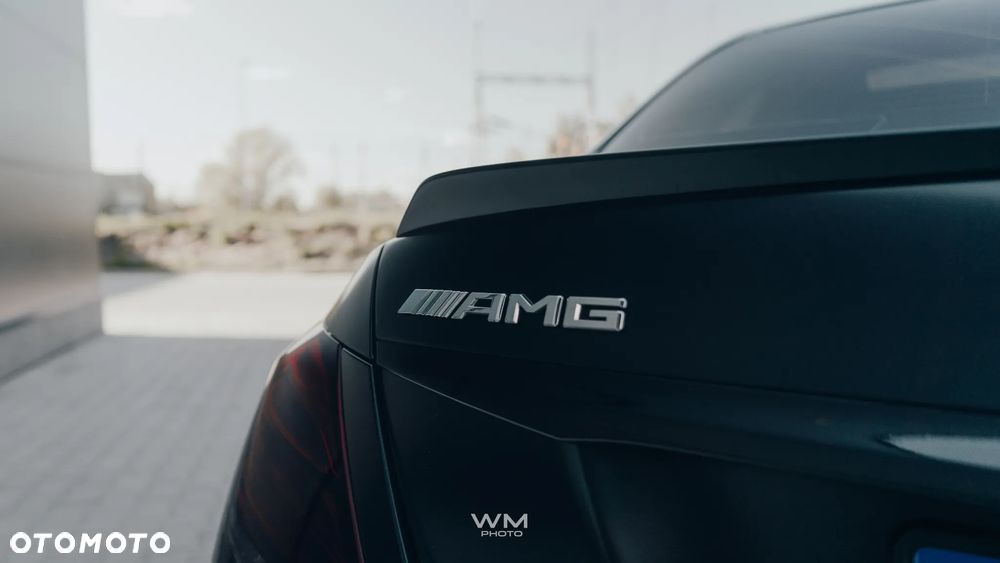Mercedes-Benz Klasa E AMG 63 S 4Matic AMG Speedshift 9G-MCT Edition 1 - 11