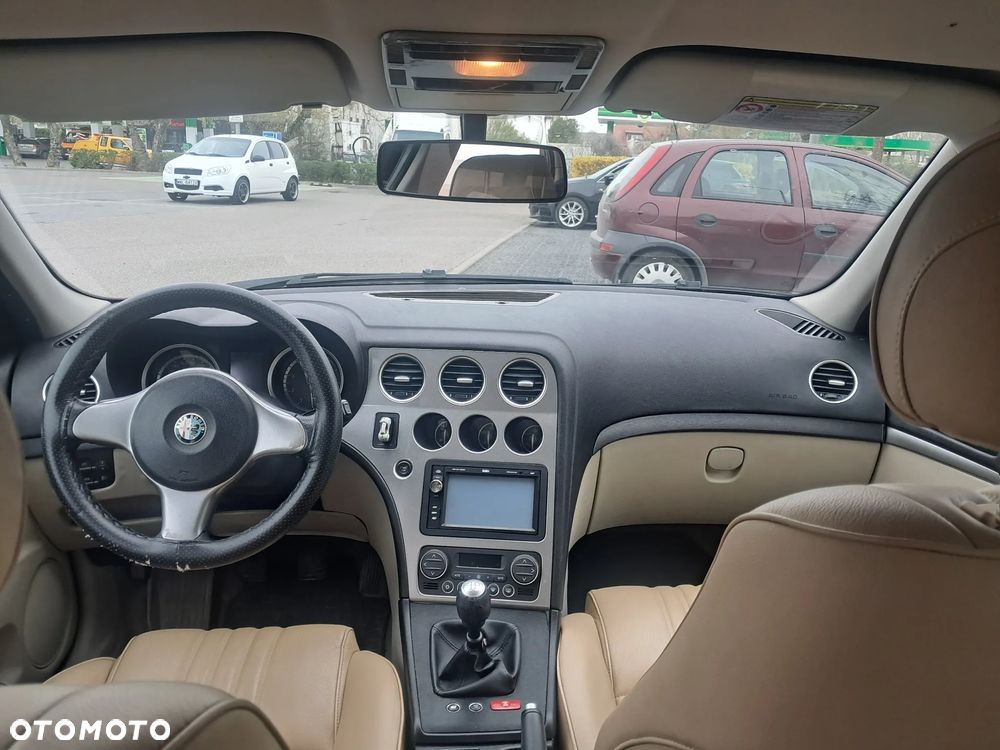 Alfa Romeo 159 1.8 MPI 16V Distinctive - 8