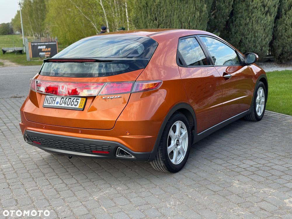 Honda Civic 1.8 Comfort - 9