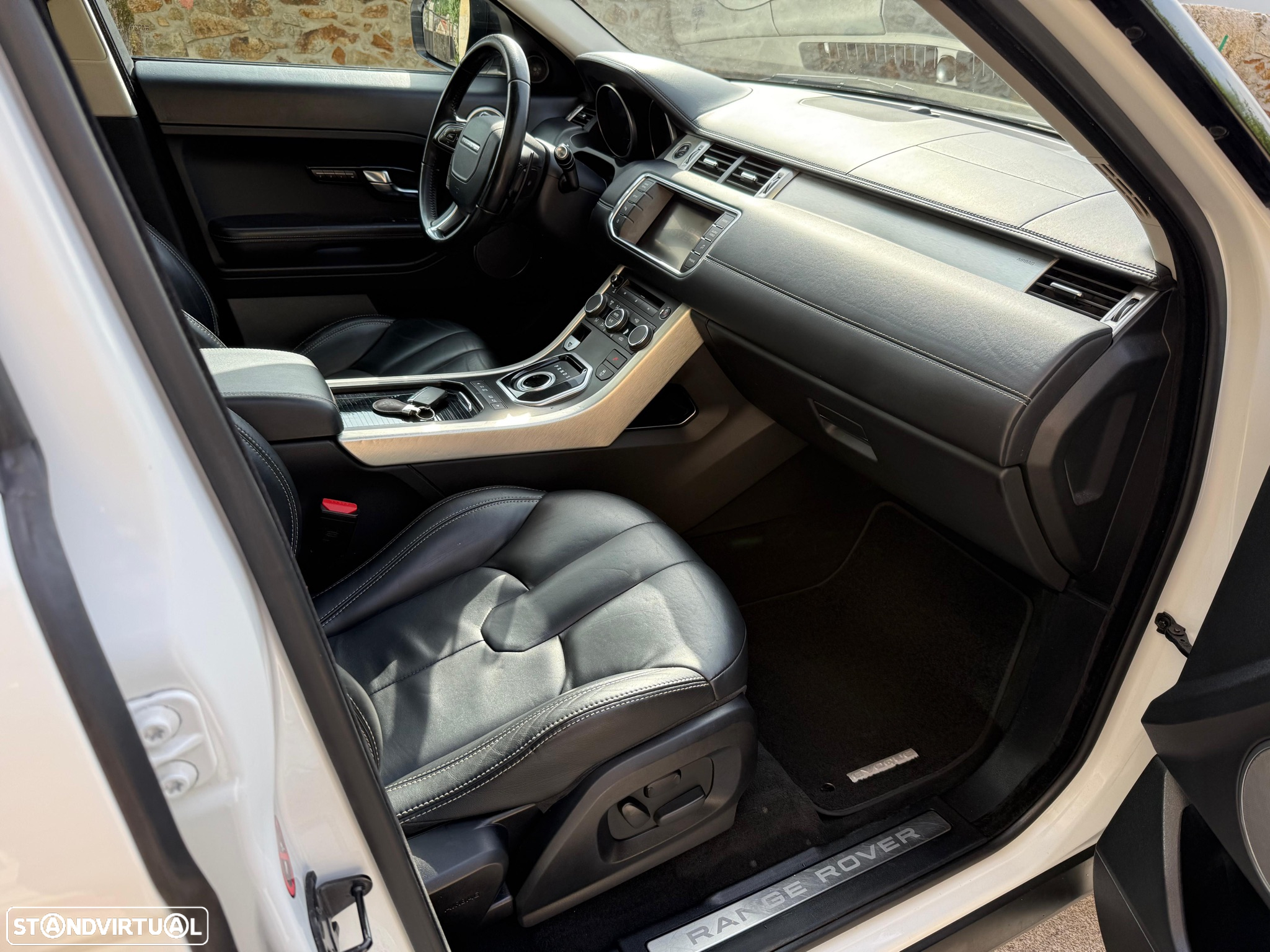 Land Rover Range Rover Evoque 2.2 SD4 Prestige Auto - 10