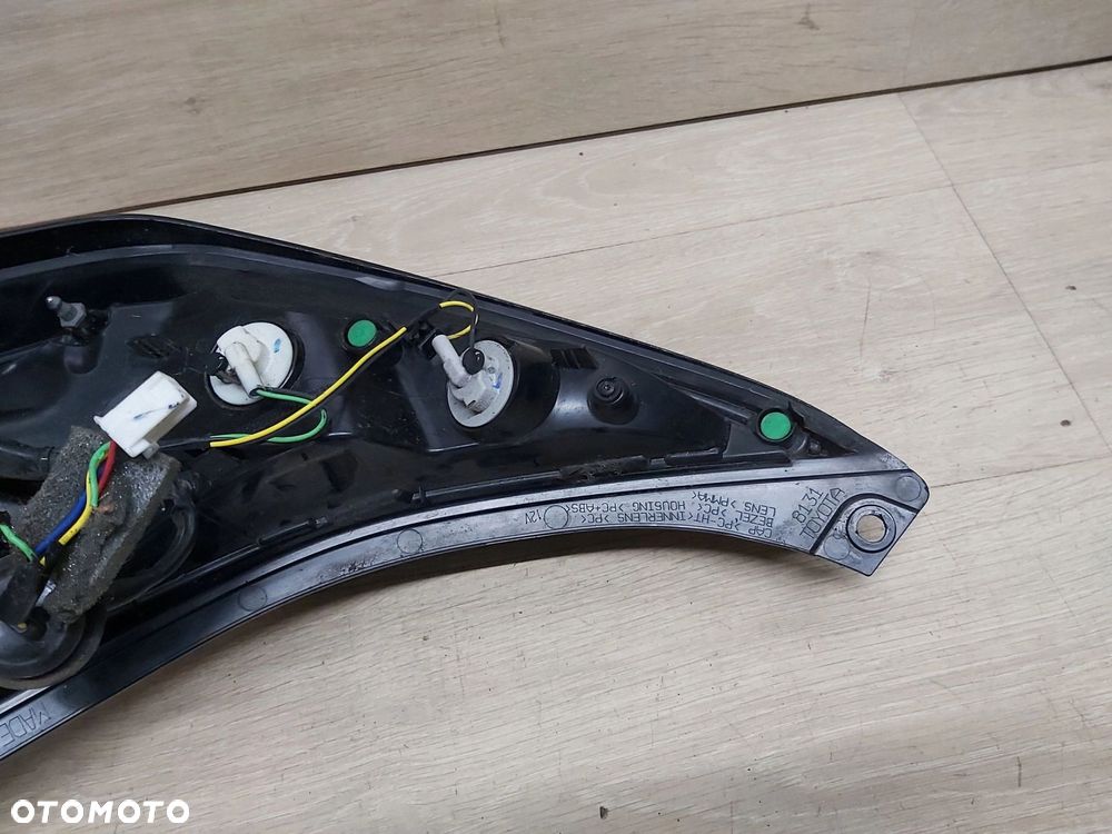 Toyota AYGO II lampa lewy tył UK - 4
