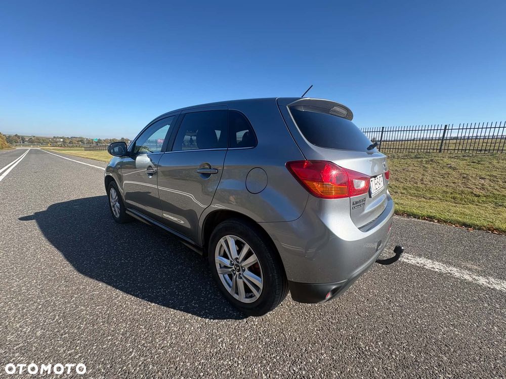 Mitsubishi ASX - 8