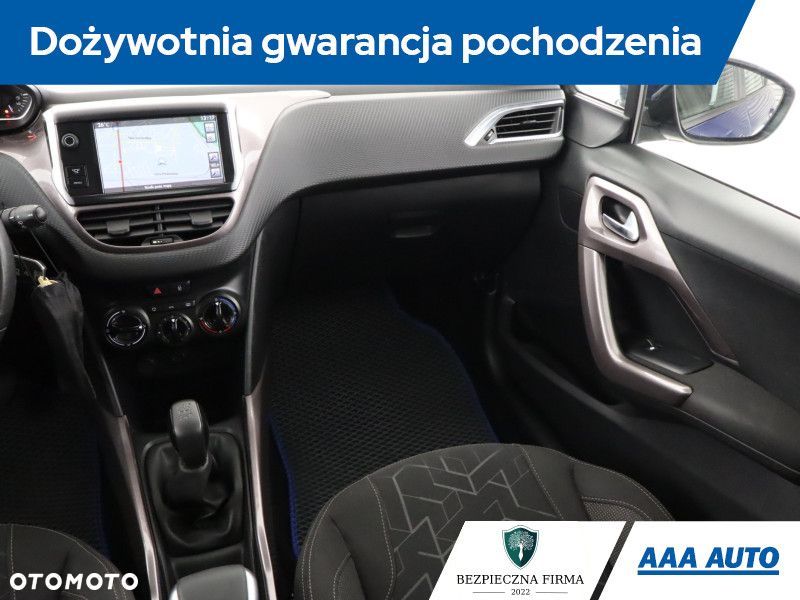 Peugeot 2008 - 10