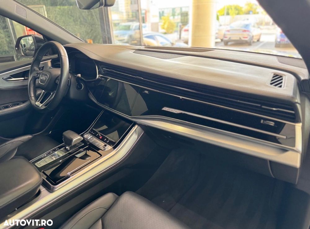 Audi Q8 SUV TFSI quattro 250 kW tiptronic S line business - 12
