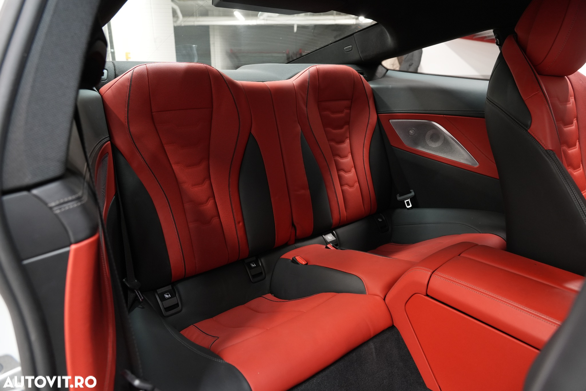 BMW Seria 8 840i - 22