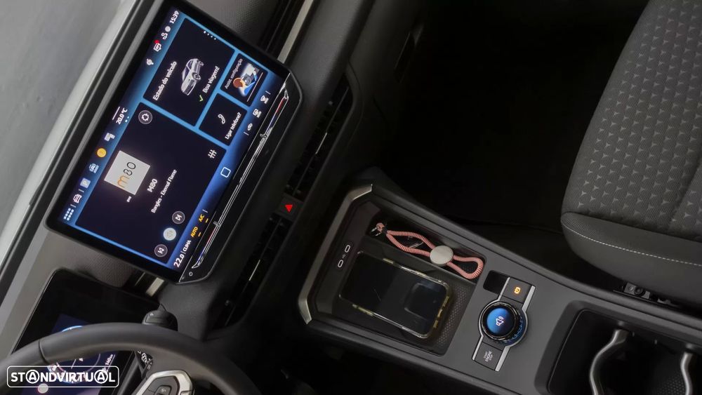 VW T-Roc 1.5 eTSI Life DSG - 26