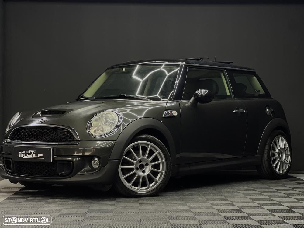 MINI 3 Portas Cooper S - 1