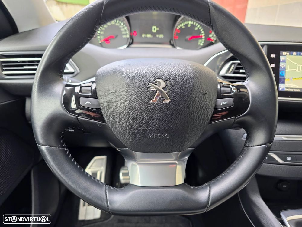 Peugeot 308 1.6 BlueHDi Style - 30