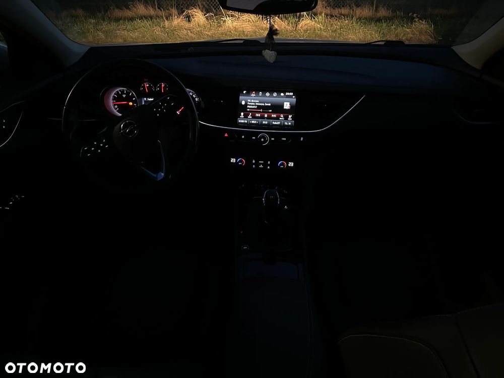 Opel Insignia 1.5 T Elite S&S - 27