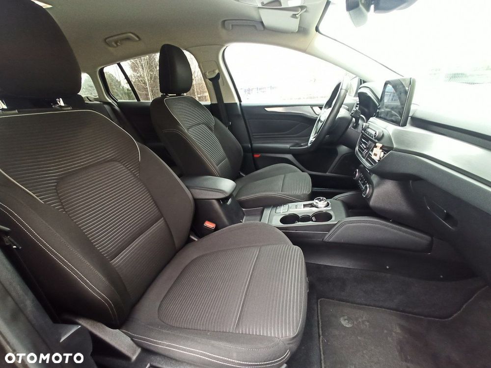 Ford Focus 1.5 EcoBlue Start-Stopp-System TITANIUM STYLE - 12