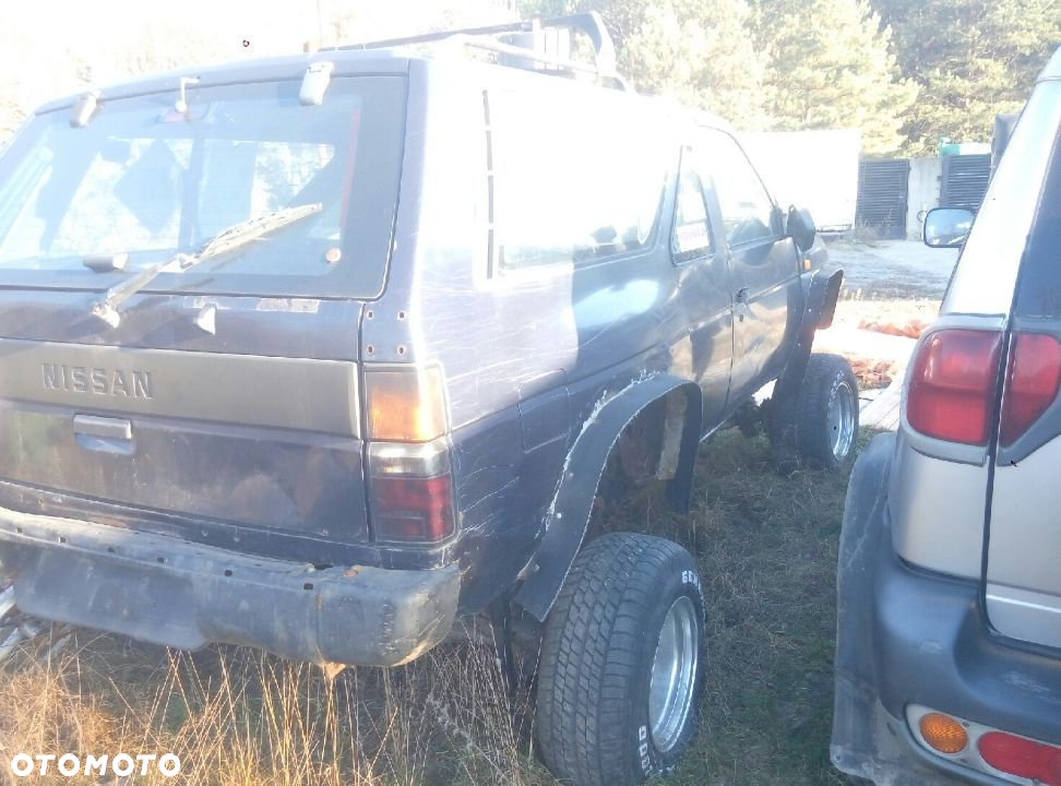 Nissan Terrano 2.7 td na części - 5