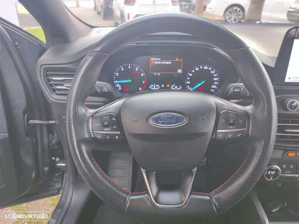 Ford Focus 1.0 EcoBoost ST-Line X - 16