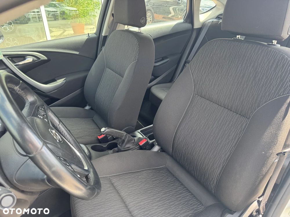Opel Astra 1.6 Essentia - 12
