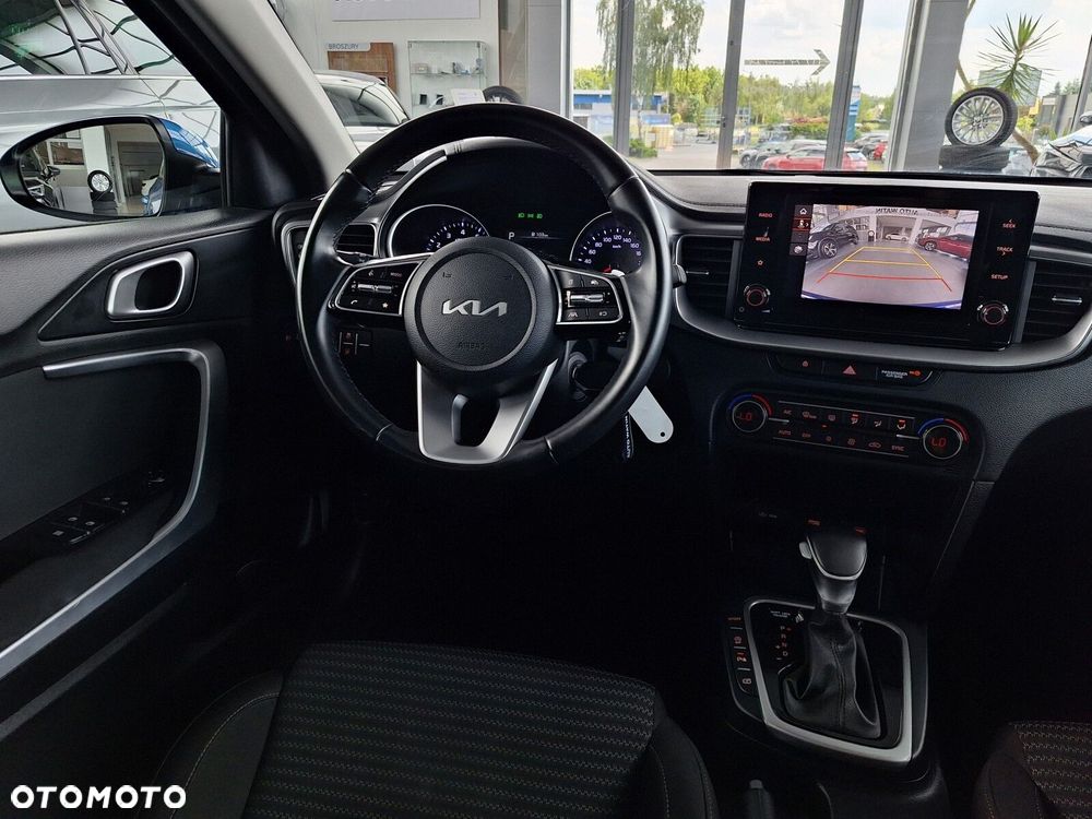 Kia Ceed 1.5 T-GDI M DCT - 22