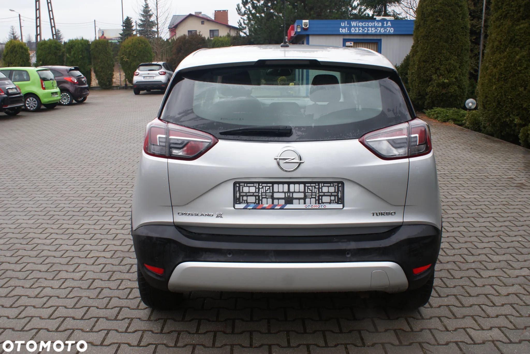 Opel Crossland X - 13