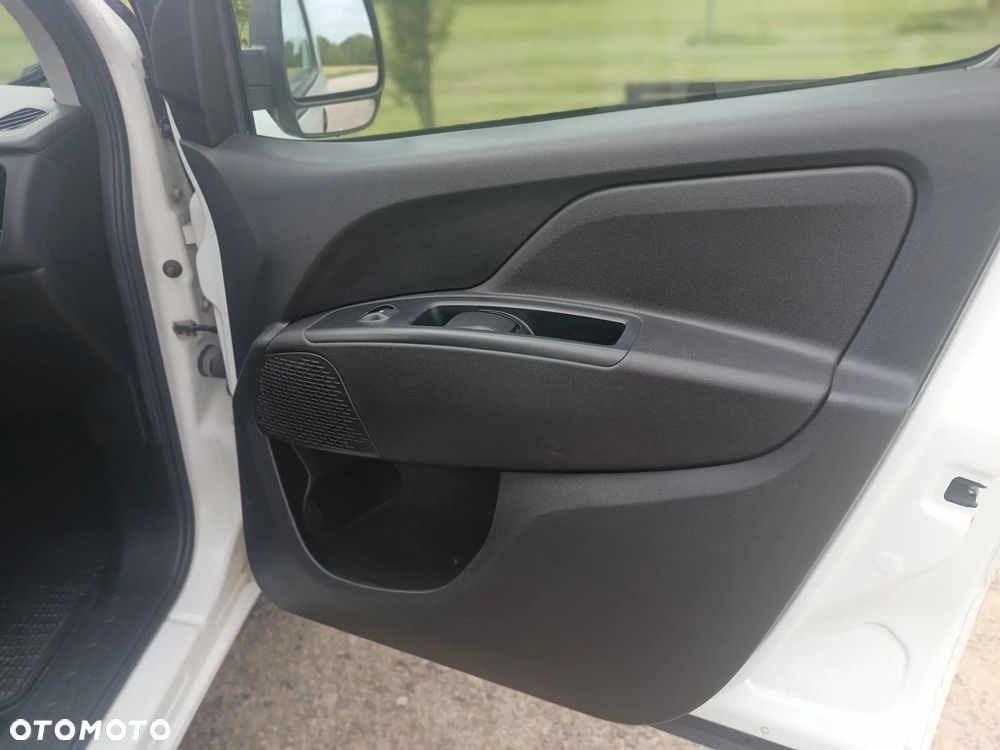 Fiat Doblo - 28