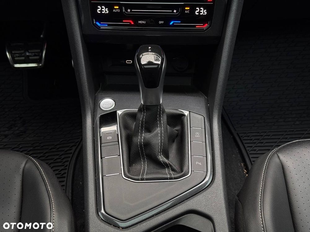 Volkswagen Tiguan - 8
