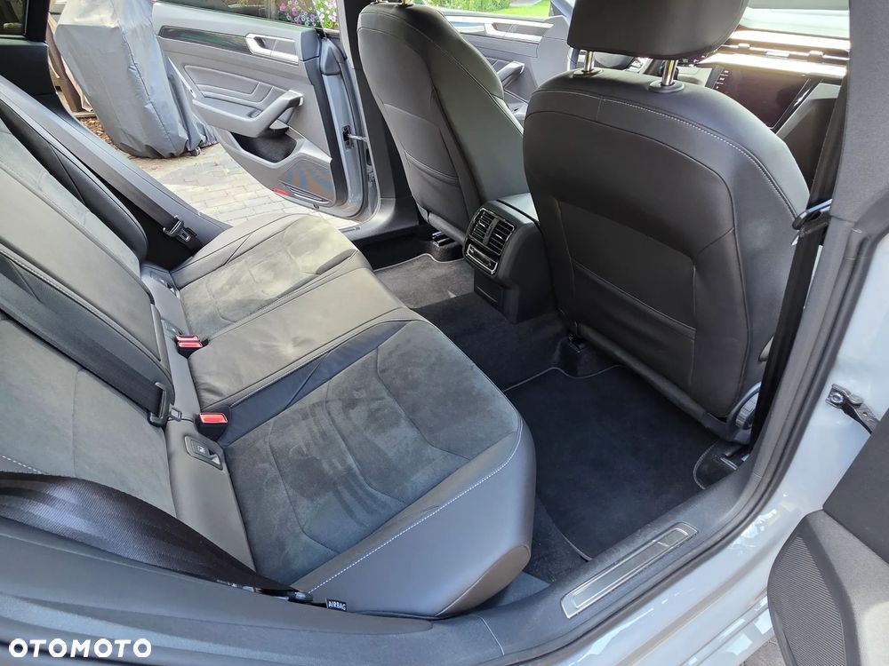 Volkswagen Arteon 2.0 TSI R-Line DSG - 9