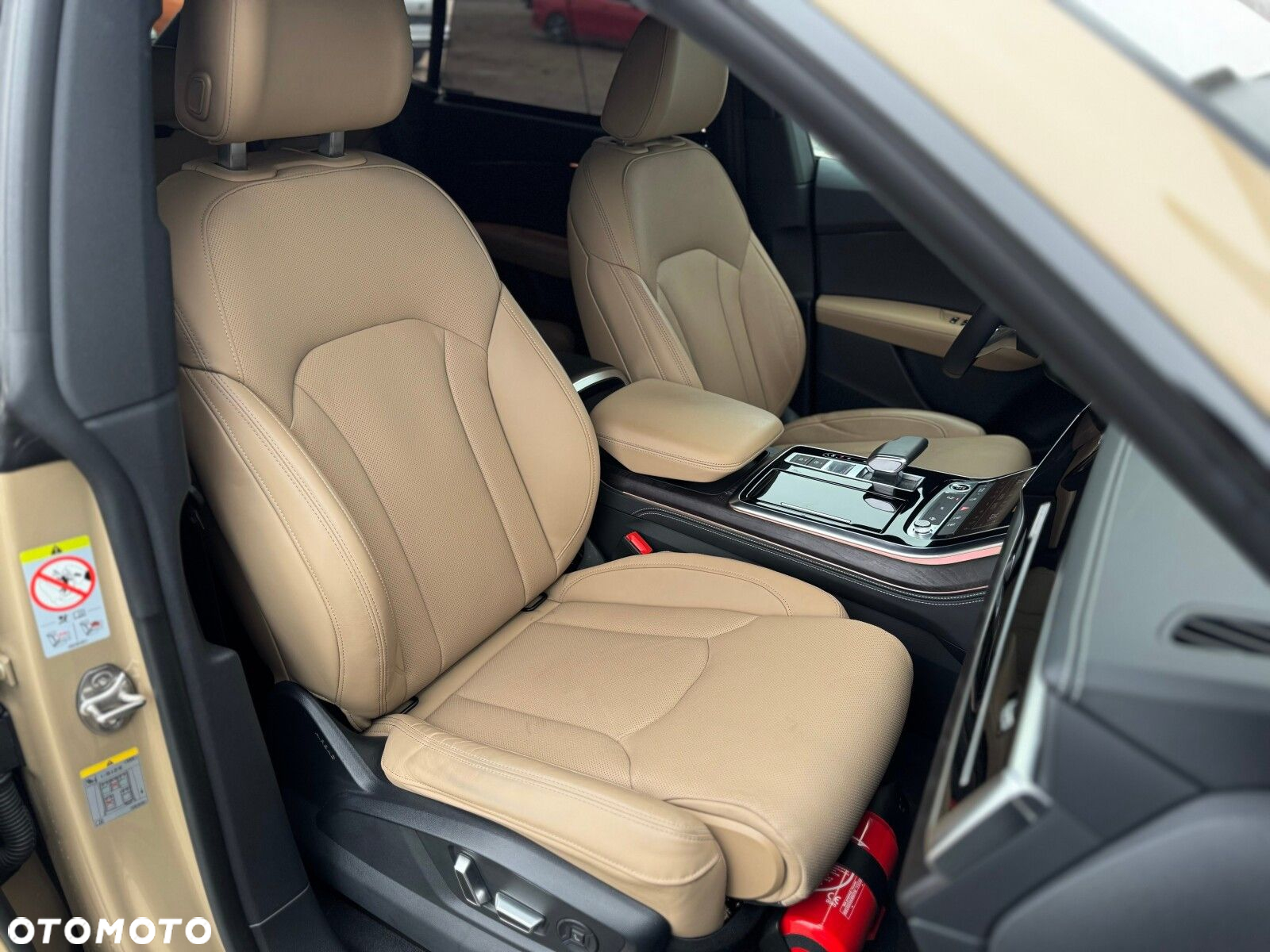 Audi Q8 - 21