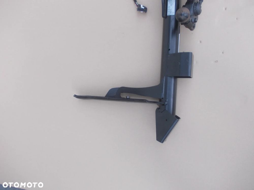 Hak holowniczy kula Skoda ENYAQ 5LG803881D - 3