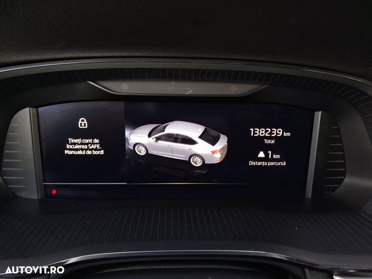 Skoda Octavia 2.0 TDI DSG Clever - 11